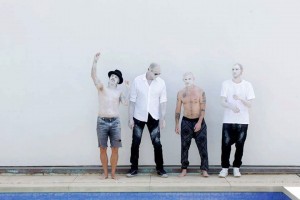 RHCP-the-getaway-may-2016-promo-pictures-1